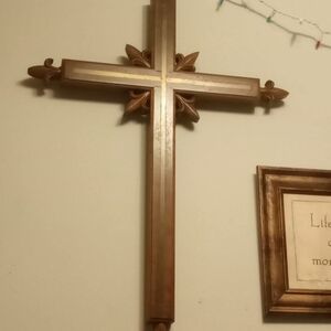 Elegant Brown Wall Cross Decor